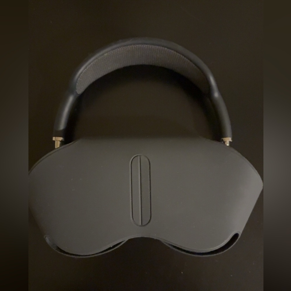 Apple AirPods Max Space Gray